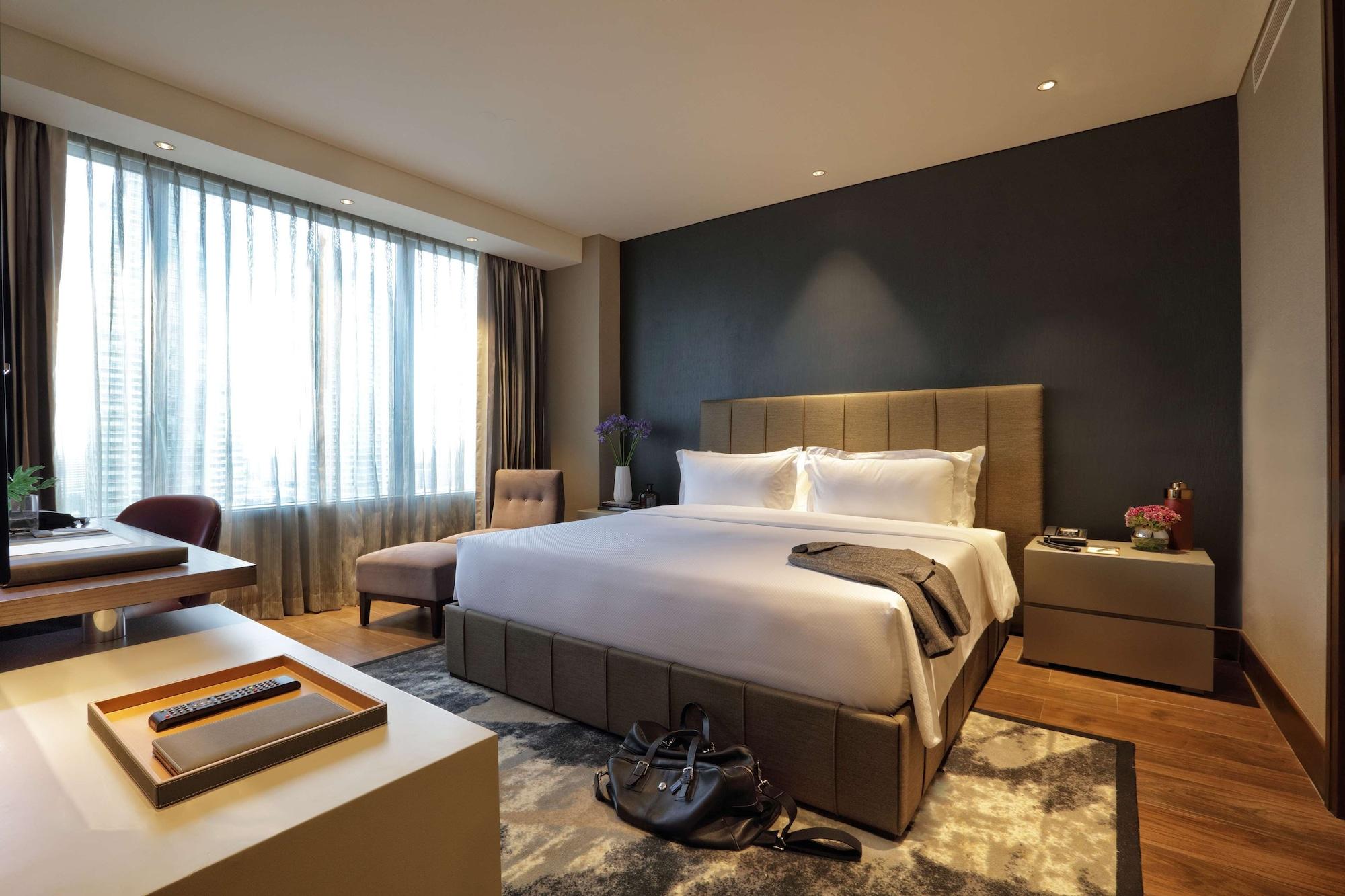 Makati Diamond Residences Makati City Exterior photo Deluxe Room