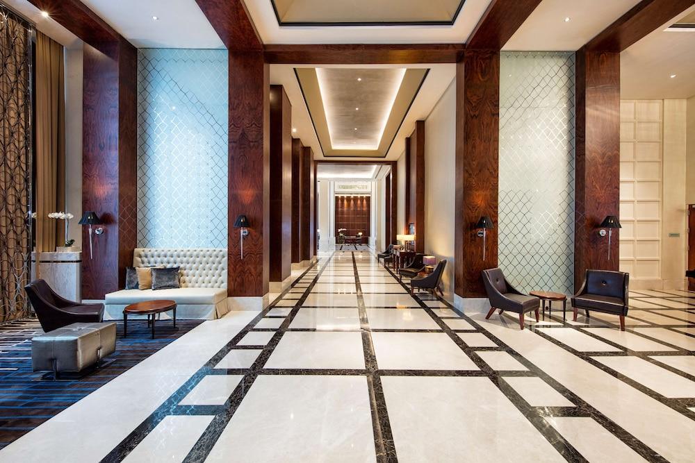 Makati Diamond Residences Makati City Exterior photo Lobby
